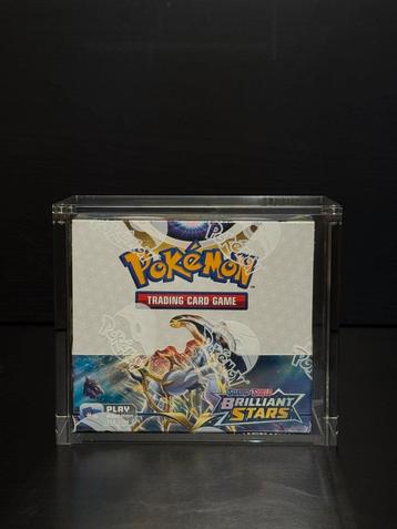 Brilliant Stars Booster Box incl Acryl Case beschikbaar voor biedingen