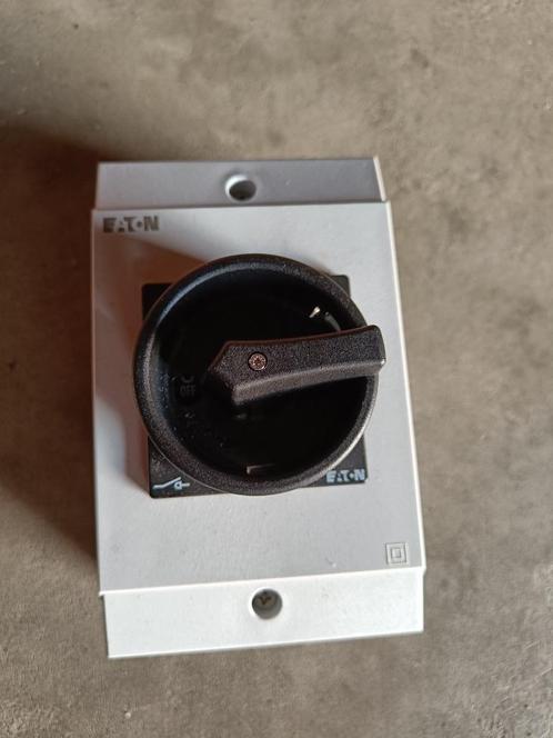Hoofdschakelaar, Doe-het-zelf en Bouw, Elektriciteit en Kabels, Nieuw, Schakelaar, Ophalen