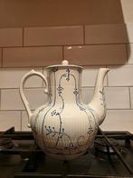 Royal Boch Copenhague theepot, Antiek en Kunst, Ophalen