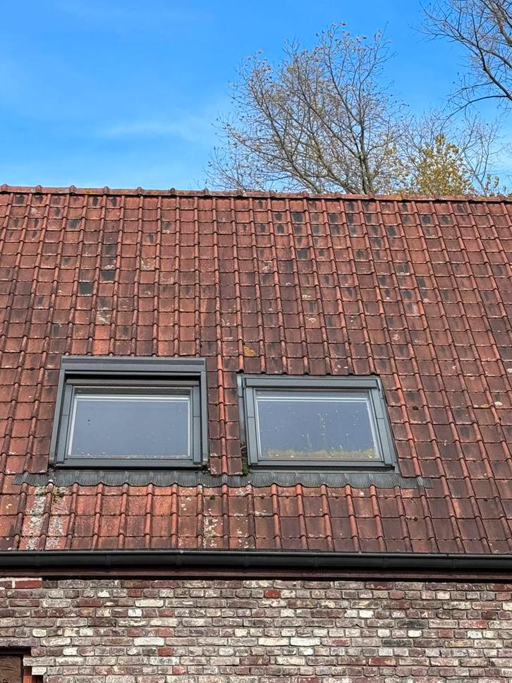 4 Velux-ramen waarvan 2 met elektrisch rolluik, Doe-het-zelf en Bouw, Glas en Ramen, Gebruikt, Dakraam, Ophalen