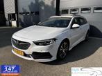 Opel Insignia Sports Tourer 1.5 Turbo OPC LINE / PANODAK, Auto's, Opel, Voorwielaandrijving, 730 kg, 4 cilinders, Leder en Stof
