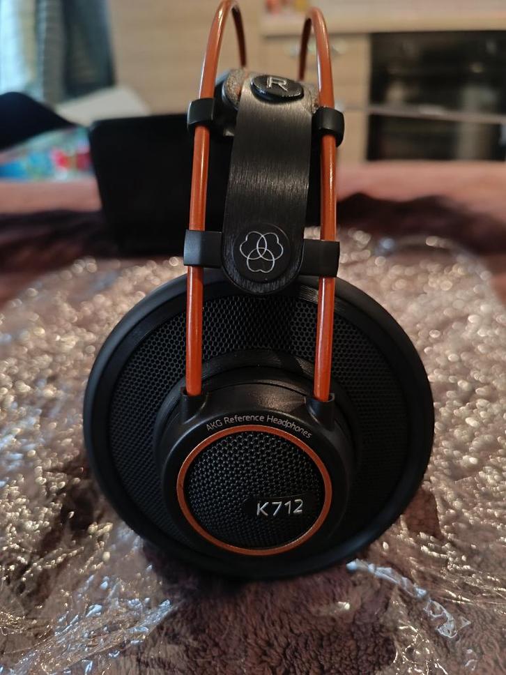 Casque AKG K 712 PRO, Audio, Tv en Foto, Hoofdtelefoons, Nieuw, Over oor (circumaural), Overige merken, Ophalen of Verzenden