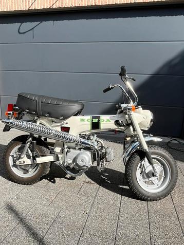 Honda Dax OT 6v Belgische versie volledig gerestaureerd 