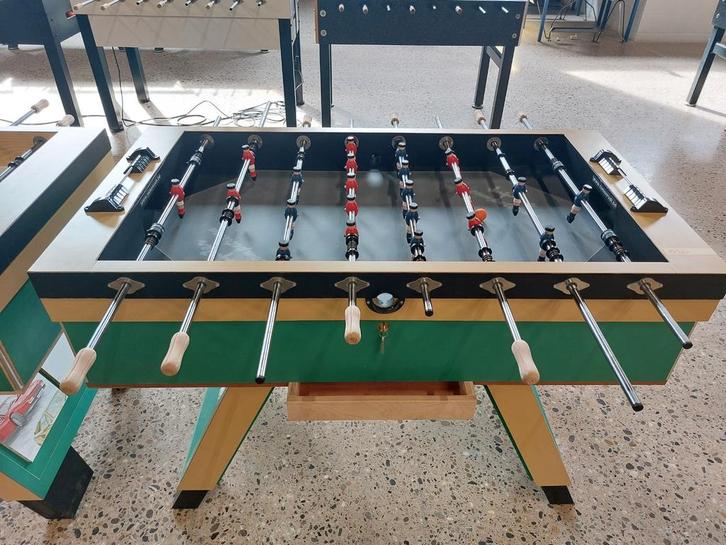 Tafelvoetbal / voetbaltafel / kicker Jupiter 7-ster, Kinderen en Baby's, Speelgoed | Voetbaltafels, Zo goed als nieuw, Ophalen
