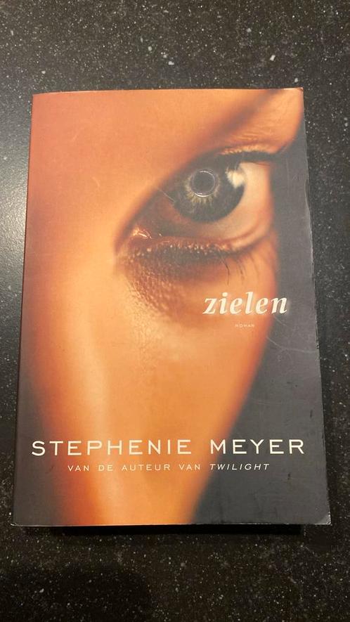 Stephenie Meyer - Zielen, Livres, Science-fiction, Comme neuf, Enlèvement ou Envoi