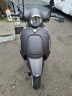 BTC scooter A KLASSE, Ophalen, Zo goed als nieuw