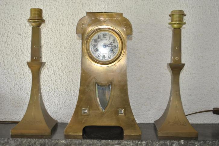GARNITURE DE CHEMINEE EN LAITON ET VERRE ART NOUVEAU Horloge, Antiquités & Art, Antiquités | Horloges, Enlèvement ou Envoi