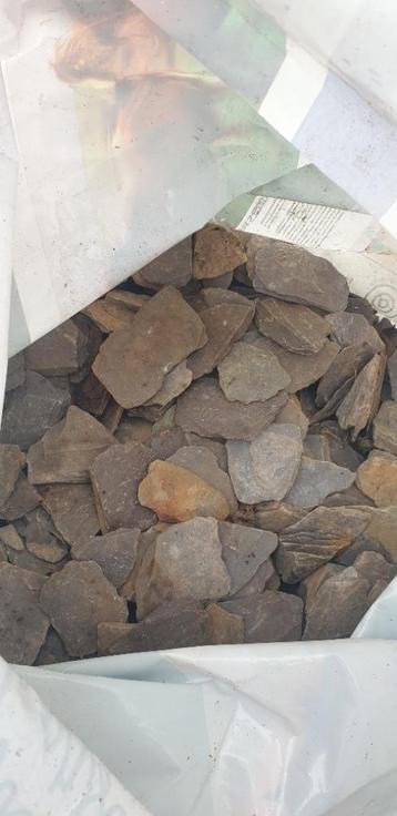 Vijversteen - siersteen - rotsdoorgang aquarium beschikbaar voor biedingen