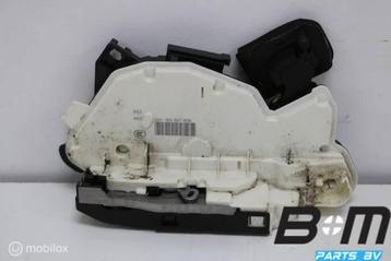 Portierslot linksvoor VW Golf Sportsvan 5K1837015E beschikbaar voor biedingen