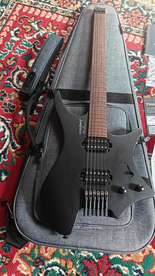 Strandberg boden essential black 2024, Muziek en Instrumenten, Snaarinstrumenten | Gitaren | Bas, Zo goed als nieuw, Ophalen