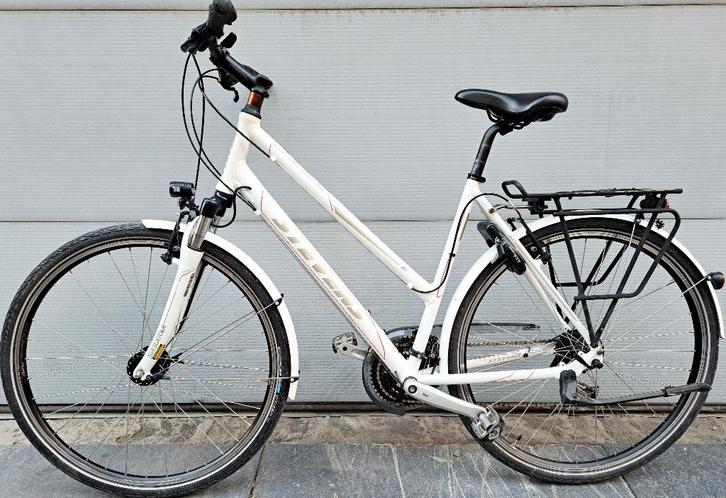 STEVENS Touring/Trekkingbike état nickel prix475€0489813734, Fietsen en Brommers, Fietsen | Dames | Sportfietsen en Toerfietsen