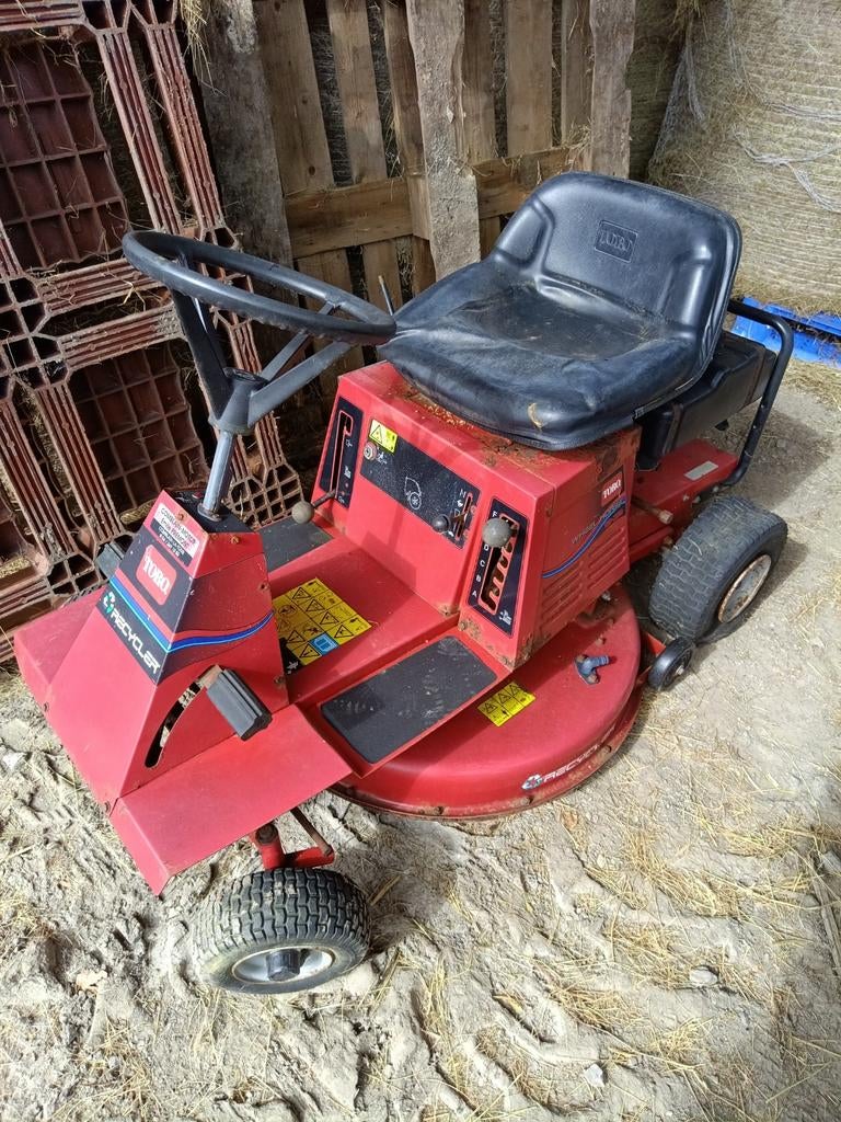1 Tracteur tondeuse a réviser ou pieces, Jardin & Terrasse, Enlèvement, Vitesses