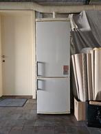 Combinaison réfrigérateur-congélateur, Utilisé, 200 litres ou plus, 45 à 60 cm, Avec congélateur séparé