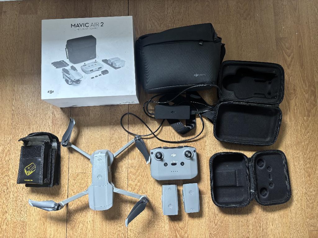 Drone DJI Mavic Air 2 + 3 batteries, TV, Hi-fi & Vidéo, Drones, 250 à 900 g, Qualité supérieure, 5 à 10 km, Comme neuf