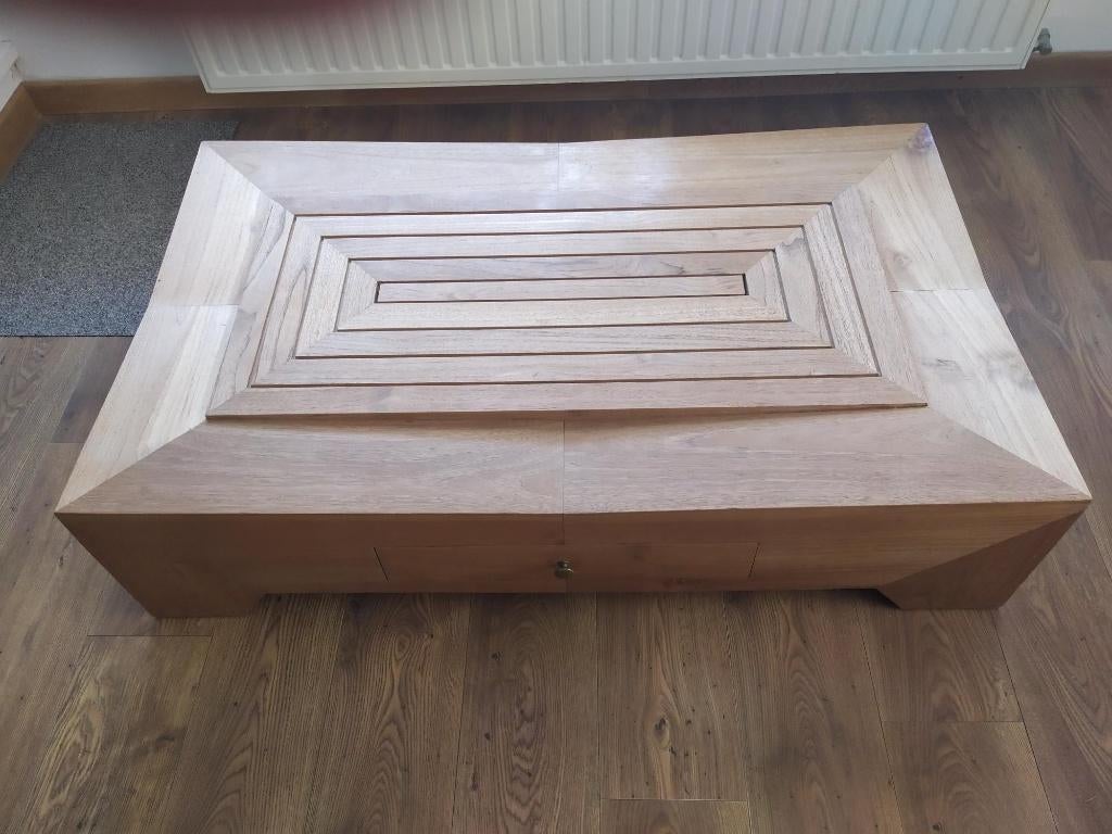 a vendre table de salon en teck massif, Maison & Meubles, Teck, 150 à 200 cm, Moins de 50 cm, Comme neuf