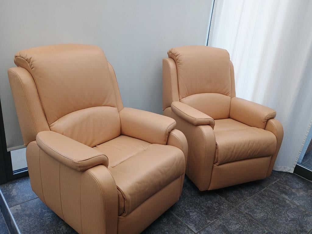 2 lederen zetels, Enlèvement