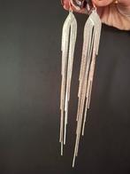 Neuf longues  boucles d'oreilles argenté, Neuf, Enlèvement ou Envoi, Autres matériaux, Argent