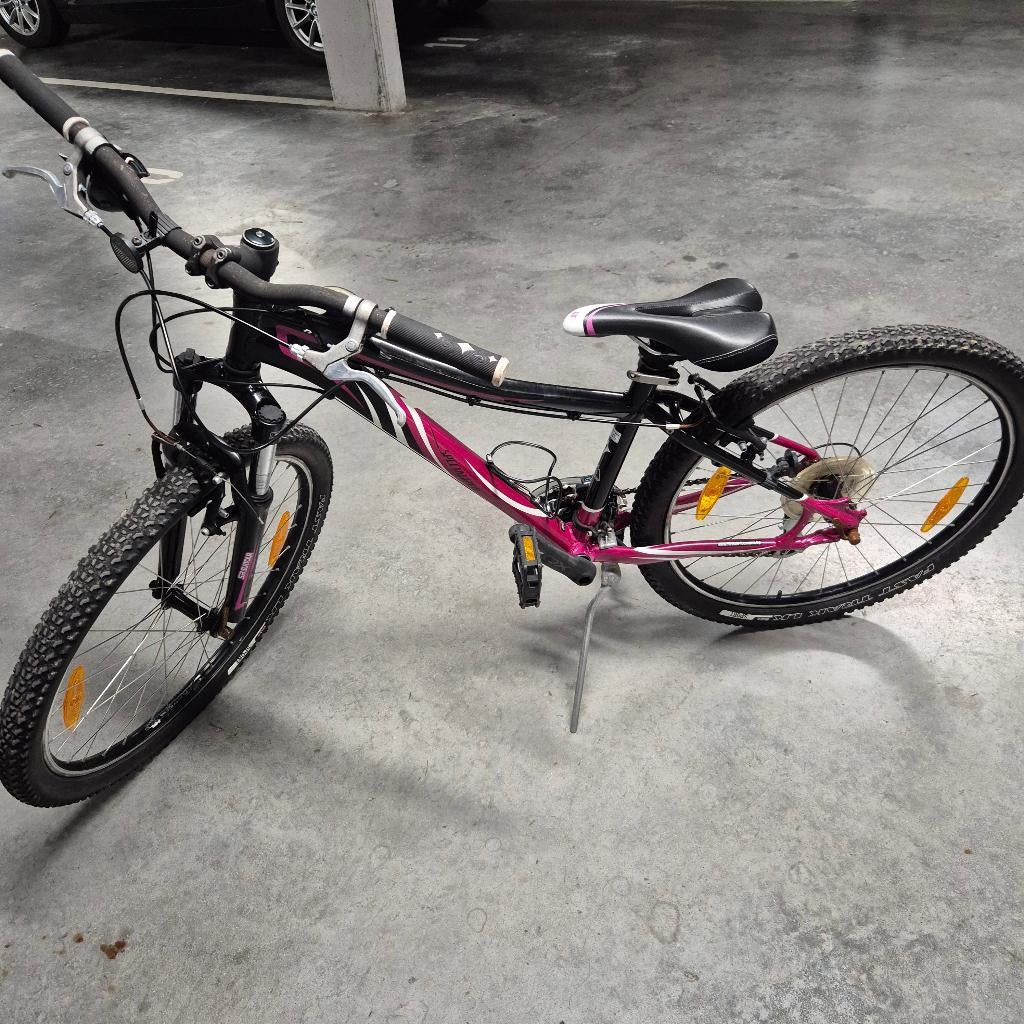 Velo specialised vtt ado femme, Gebruikt, Dames, Geen vering, Ophalen