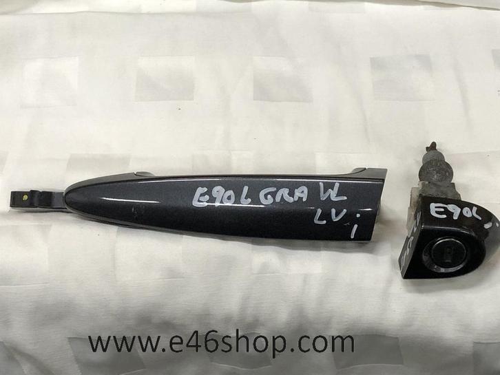 DEURGREEP LINKS VOOR MET VERLICHTING BMW E90 E91 SPARKLING G, Autos : Pièces & Accessoires, Carrosserie & Tôlerie, Porte, BMW