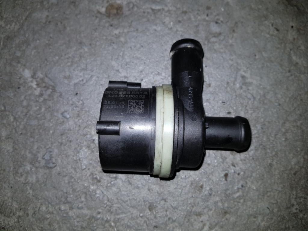 Waterpomp Volkswagen Jetta Hybrid 1.4 TSi 2013, Ophalen of Verzenden, Volkswagen