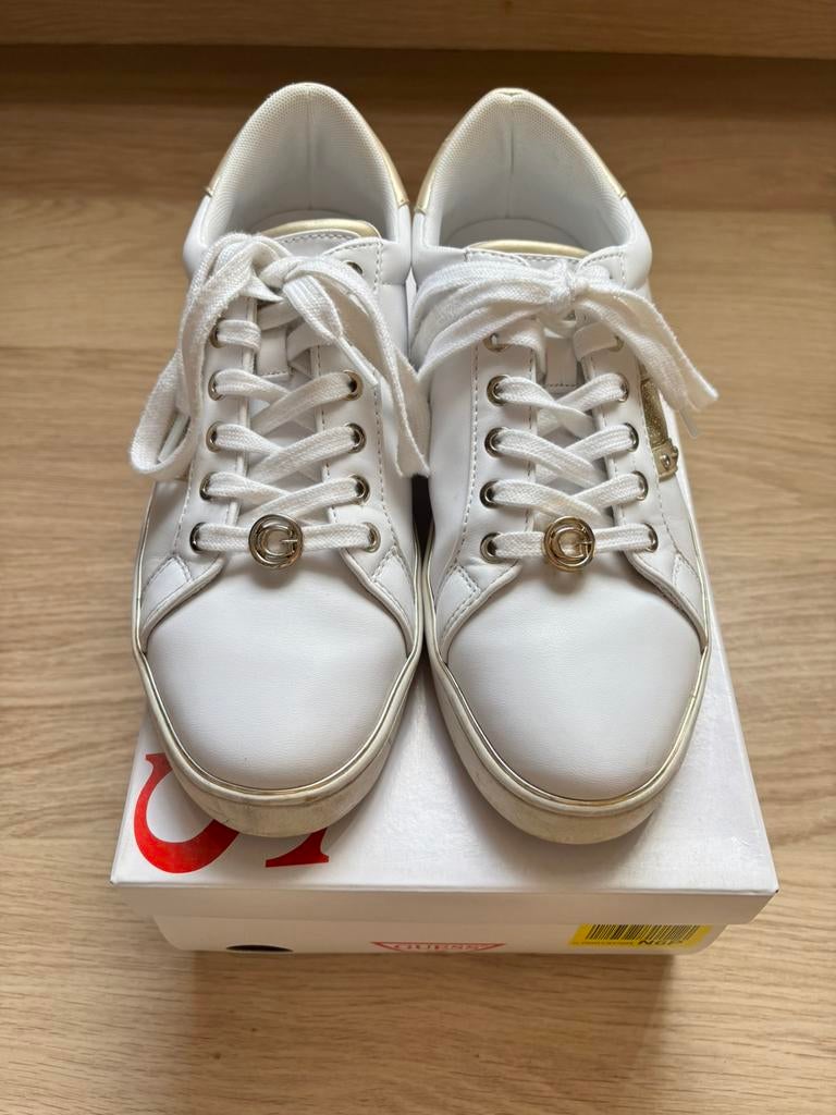 sneakers Guess maat 41, Ophalen of Verzenden, Zo goed als nieuw, Sneakers