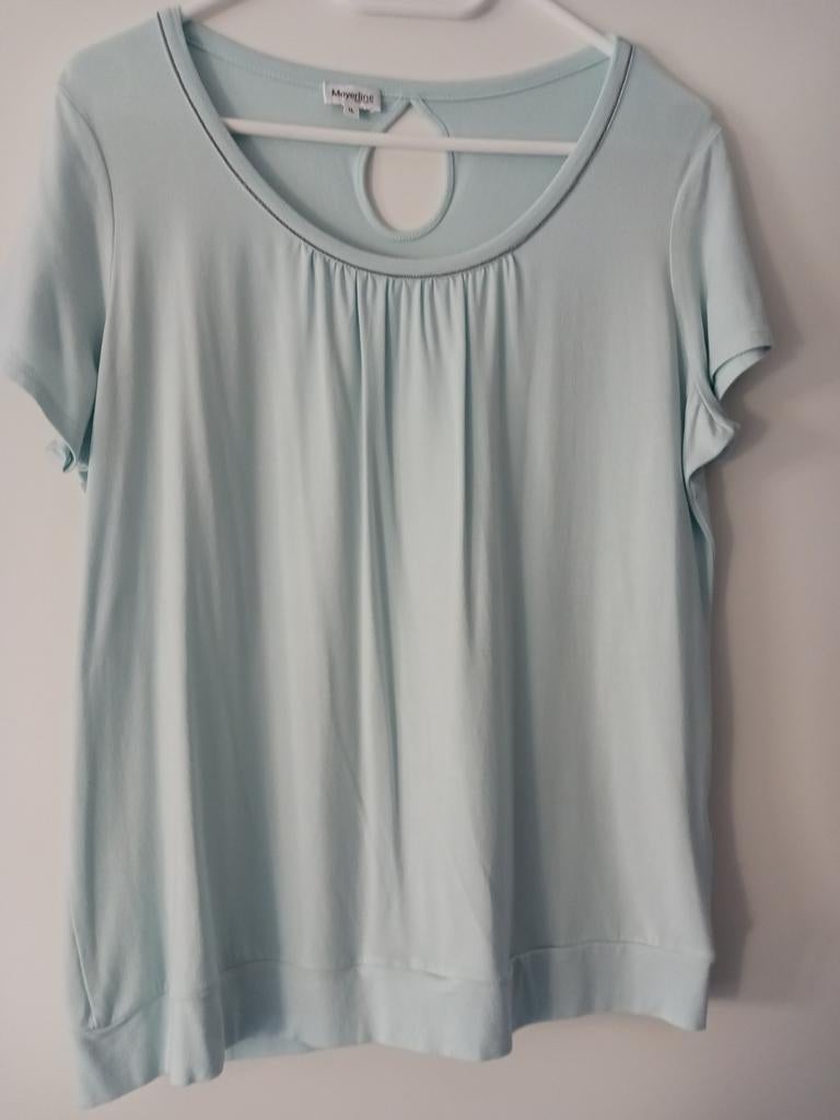 Nieuwe groene t- shirt merk Mayerline te koop.Maat L, Kleding | Dames, T-shirts, Ophalen, Mayerline, Maat 42/44 (L), Nieuw