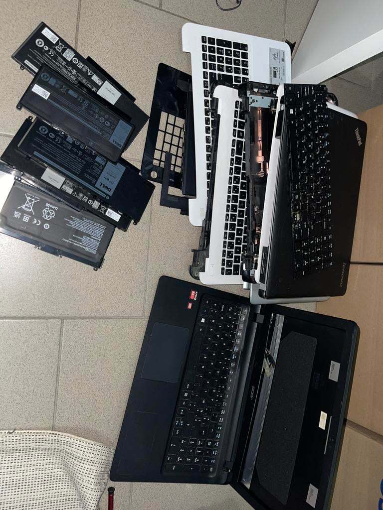 Lot pcs pour piece, Computers en Software, Desktop Pc's, Ophalen of Verzenden, Niet werkend, SSD