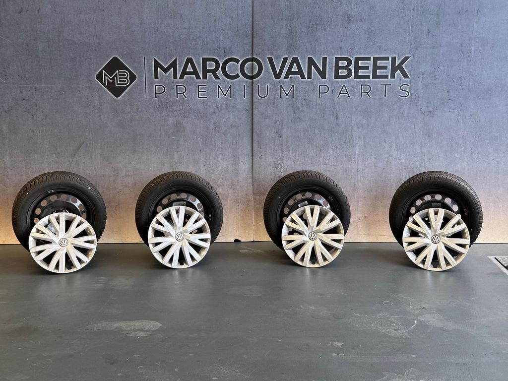 16 Inch winter wielen set Volkswagen Golf 5 6 7, Autos : Pièces & Accessoires, Pneus & Jantes, Pneus et Jantes, Pneus hiver, Véhicule de tourisme