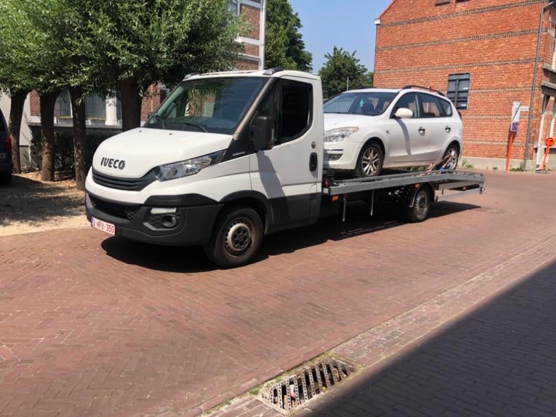 Iveco depannage 2.3 euro 6  2018. 0466252148, Autos, Autos Autre, Achat, Éclairage LED, Euro 6, 3 places