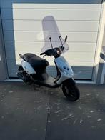 Piaggio zip 2017 snor (nl kenteken), Fietsen en Brommers, Brommeronderdelen | Scooters, Ophalen, Zo goed als nieuw, Piaggio