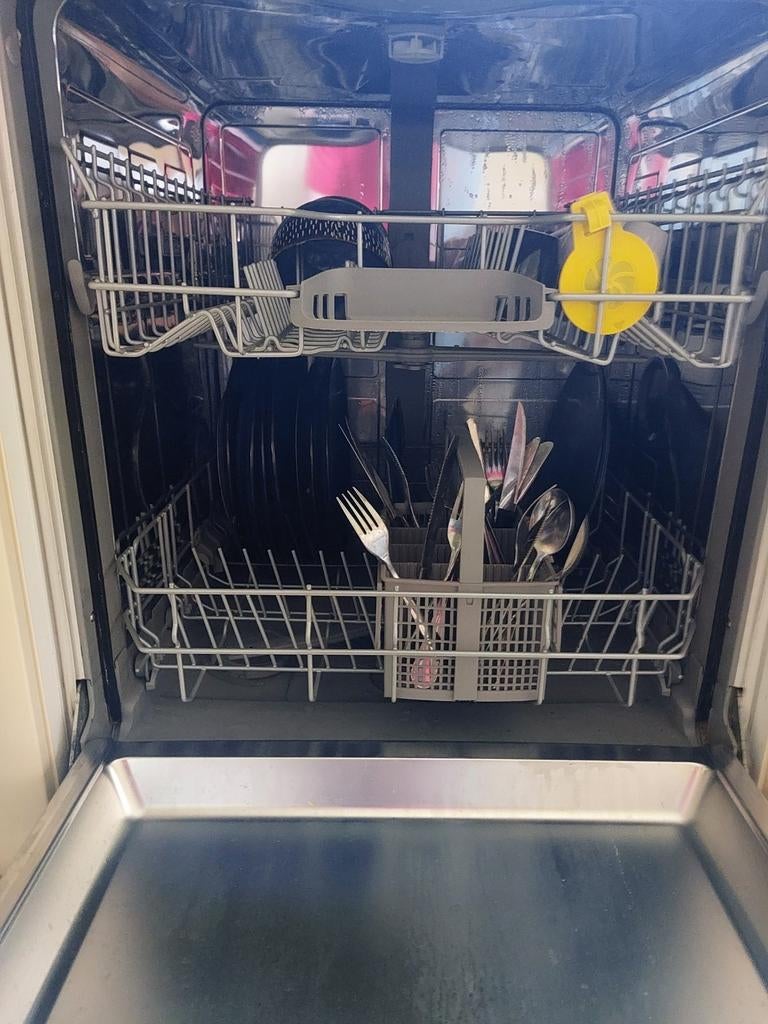 Excellent lave vaisselles Bodch encastrable  parfait état, Electroménager, Lave-vaisselle, Enlèvement