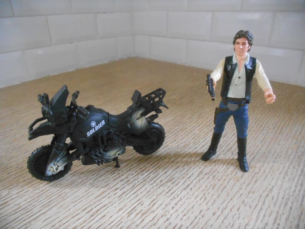 Star Wars Han solo + een motorfiets. (speelgoedfiguur). DD, Ophalen of Verzenden