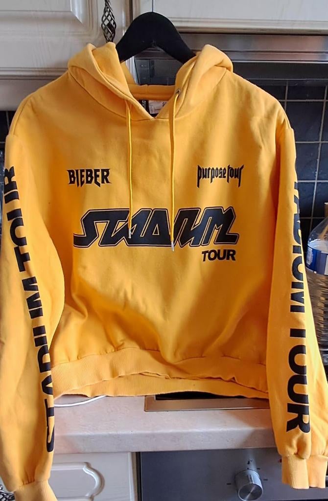 Sweat à capuche, Enlèvement