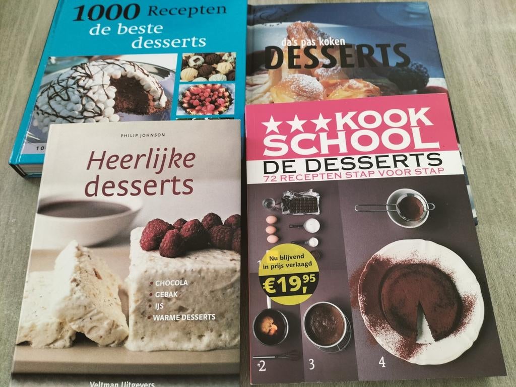 Set van 4 kookboeken rond desserten (1000+ recepten), Ophalen of Verzenden