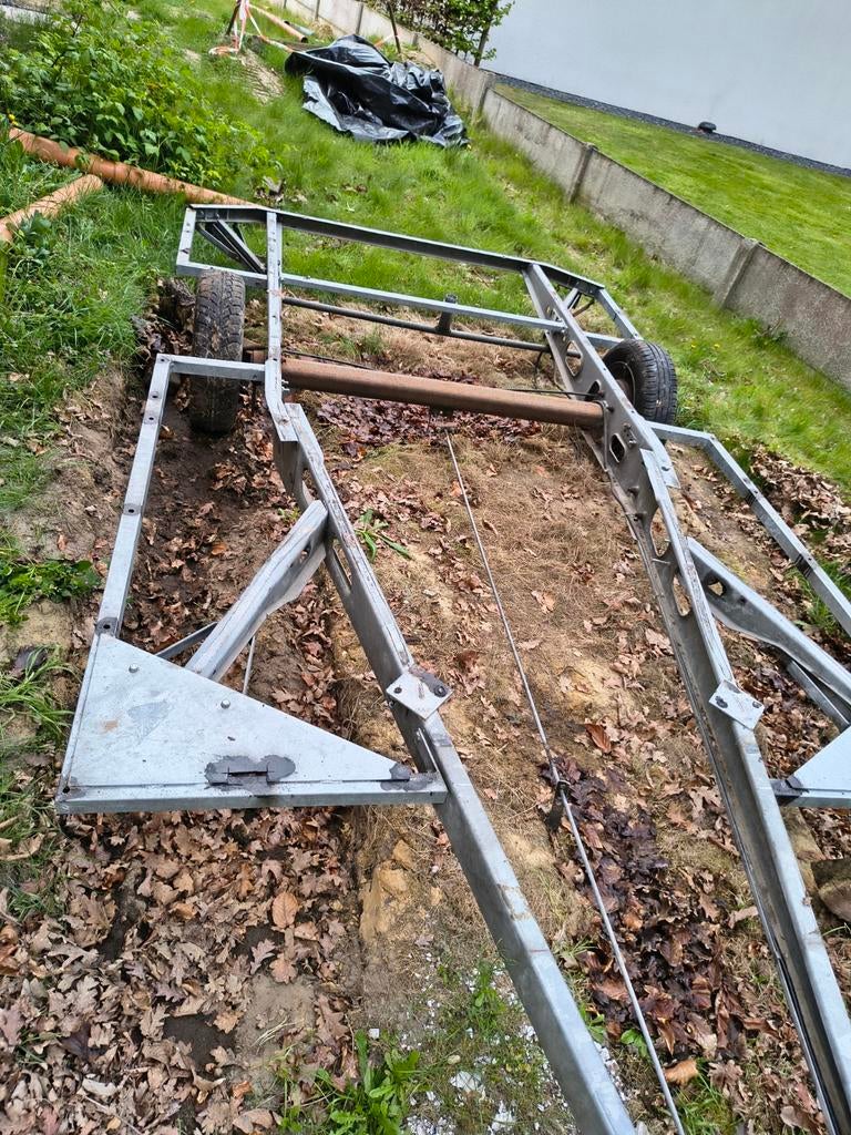 Caravan chassis (chateau), Bricolage & Construction, Échafaudages, Enlèvement ou Envoi