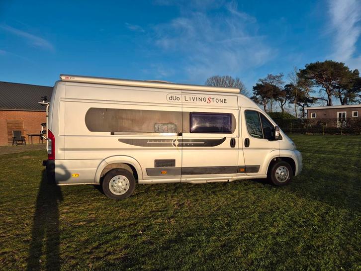 Buscamper met lichte schade met enkele bedden en automaat, Caravans en Kamperen, Mobilhomes, Particulier, tot en met 4, Buscamper of Camperbus
