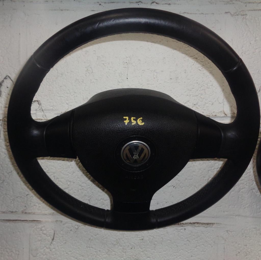 A vendre volant VW 3 branches, Autos : Pièces & Accessoires, Habitacle & Garnissage, Volkswagen, Utilisé, Enlèvement