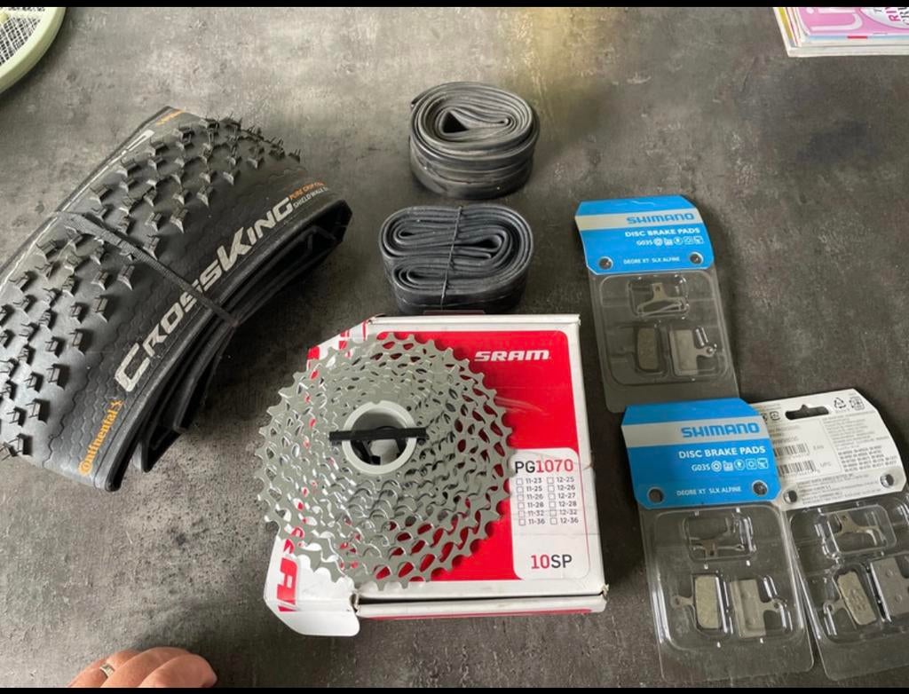 Pakket fietsonderdelen, Ophalen, Nieuw