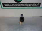 Commutateur vitre électrique d'un Mitsubishi Space Wagon (S, -, Utilisé, Mitsubishi, -