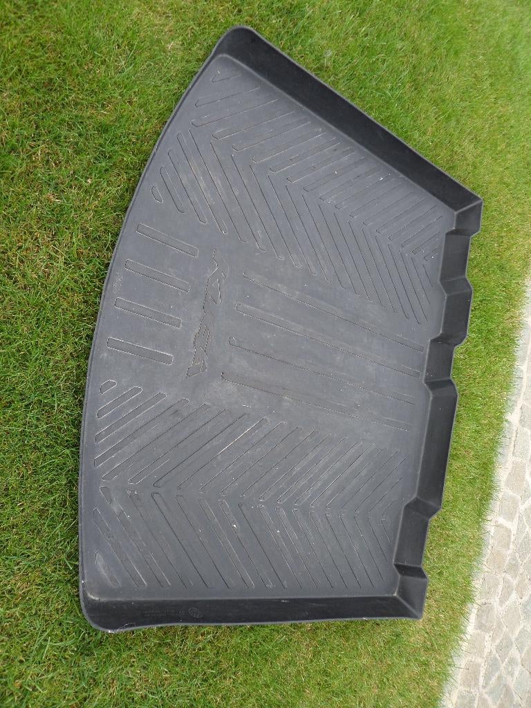 kofferbakmat voor Ford Kuga, Autos : Divers, Tapis de coffre, Enlèvement, Comme neuf