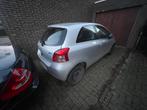 Toyota Yaris 1.3 benzine, 4 zetels, Stof, Zwart, 4 cilinders