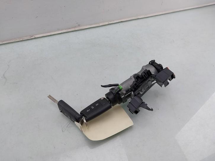 NEIMAN / COMMUTATEUR D ALLUMAGE + CLEF Polo VI (AW1), Autos : Pièces & Accessoires, Autres pièces automobiles, Volkswagen, Utilisé