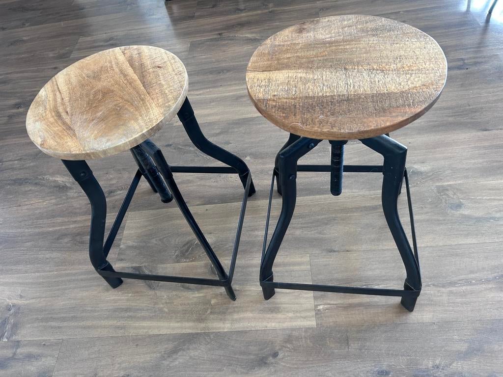 2 krukjes in mangohout, Enlèvement, Réglable en hauteur, Comme neuf, Bois