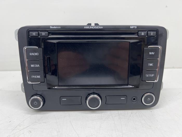 Navigatie Systeem van een Skoda Superb, Auto-onderdelen, Elektronica en Kabels, Skoda, Gebruikt, 3 maanden garantie, Ophalen of Verzenden