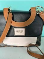 Handtas guess, nooit gebruikt, enkel afhalen 3806.velm, Handtassen en Accessoires, Tassen | Damestassen, Ophalen, Handtas