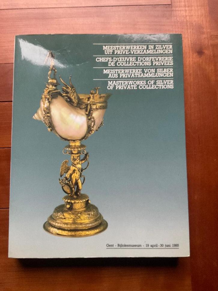 MEESTERWERKEN IN ZILVER UIT PRIVE VERZAMELINGEN, Boeken, Catalogussen en Folders, Zo goed als nieuw, Catalogus, Ophalen of Verzenden