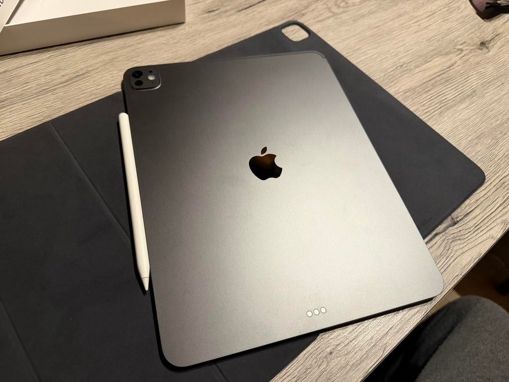 Ipad pro 13 pouce m5 ( janvier 2026 ), Informatique & Logiciels, Apple iPad Tablettes, Comme neuf, Enlèvement