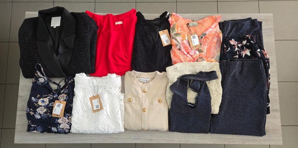 Mooi pakket dameskleding feestelijk, Enlèvement ou Envoi, Neuf, Taille 36 (S)