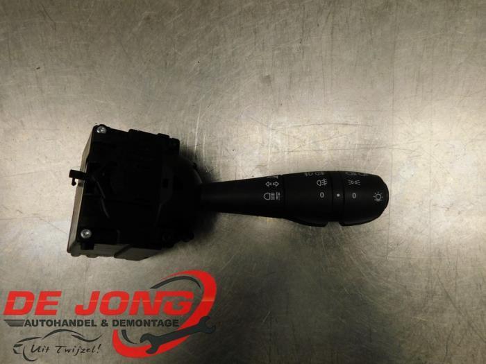 Richtingaanwijzer Schakelaar van een Dacia Dokker, Auto-onderdelen, Dashboard en Schakelaars, Dacia, Gebruikt, 3 maanden garantie