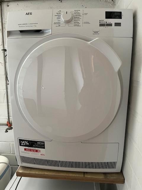 Sèche-linge à condensation AEG, Elektronische apparatuur, Droogkasten, Zo goed als nieuw, Condens, Voorlader, 6 tot 8 kg, 85 tot 90 cm